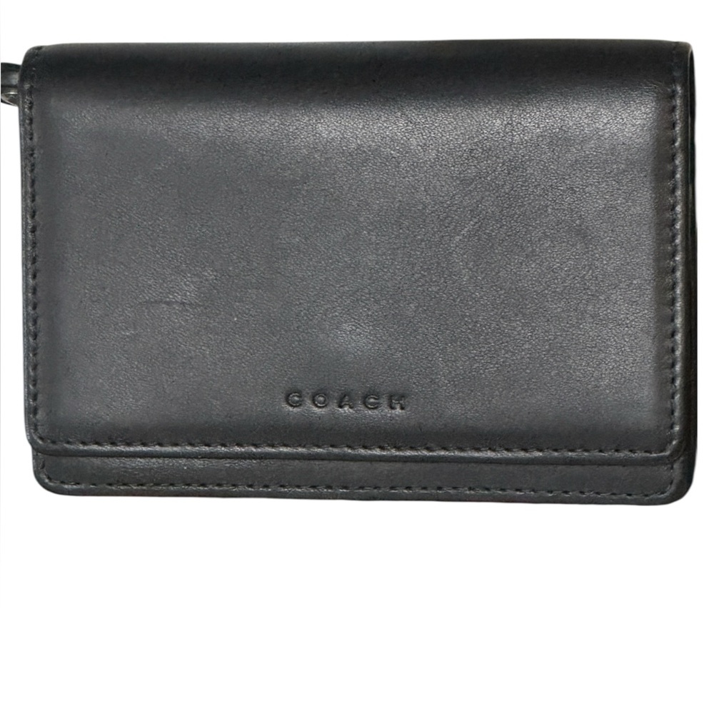 Vintage Coach Black Leather Women’s Multifunction Wallet.